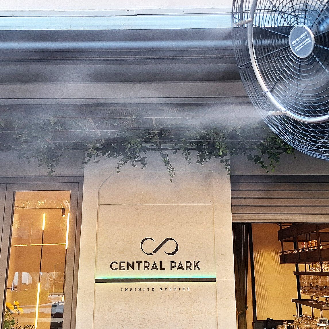 Υδρονέφωση στην καφετέρια Cental Park, Ηράκλειο Κρήτης