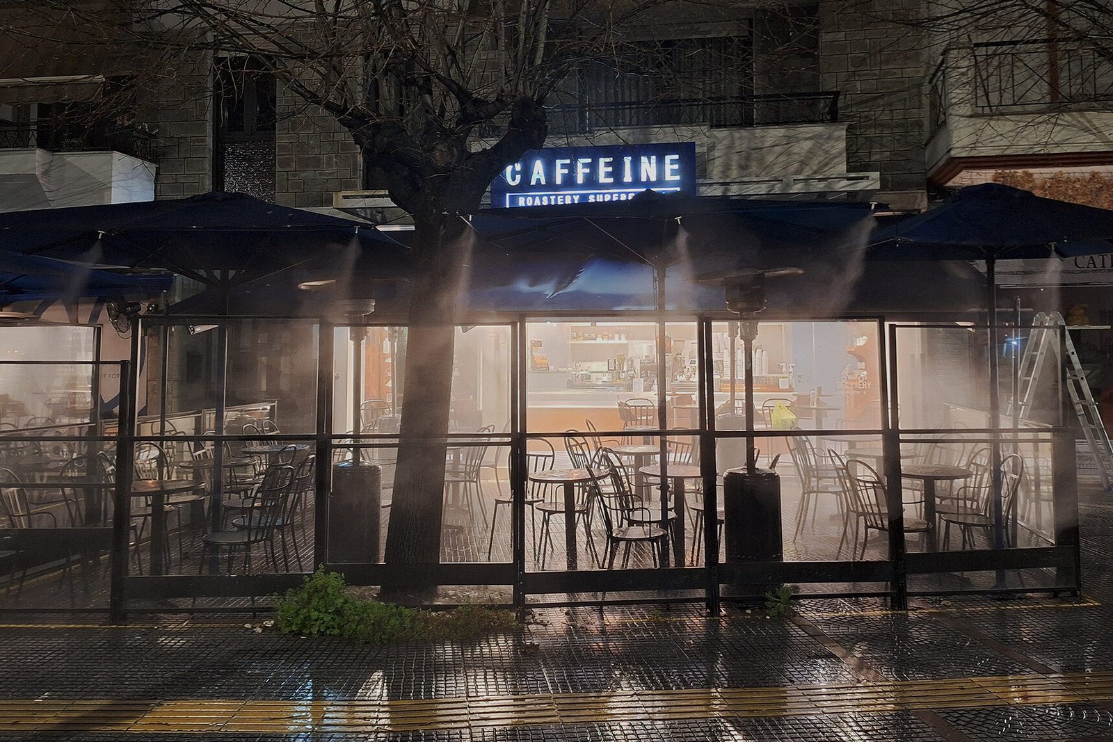 Υδρονέφωση στο Caffeine Roastery Superfoods | TECHNOMIST