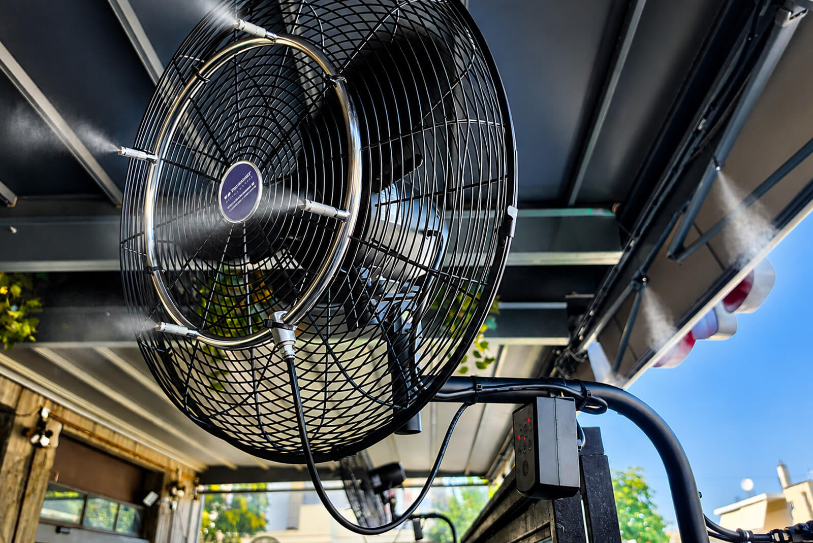 Επαγγελματικός ανεμιστήρας υδρονέφωσης TECHNOMIST στο Bake City Ελευσίνας